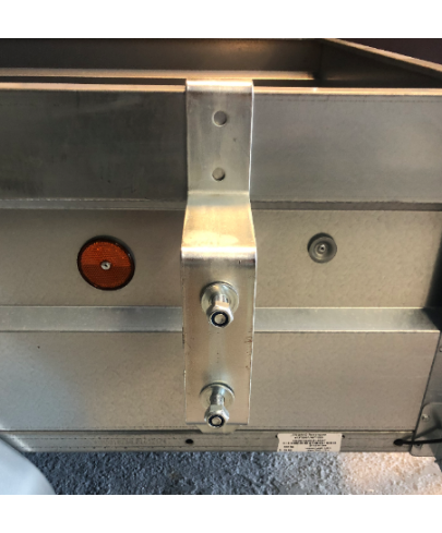 Support de roue de secours pour remorque