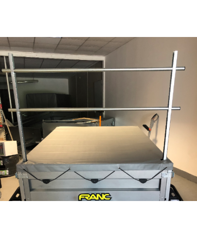 Porte échelle universel pour remorque