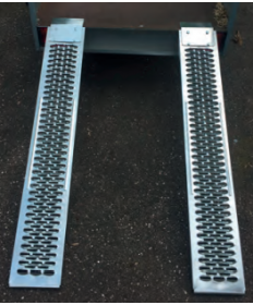 Jeu de 2 rampes alu à rebord 1m80 400 kg-Clinique Remorque-17